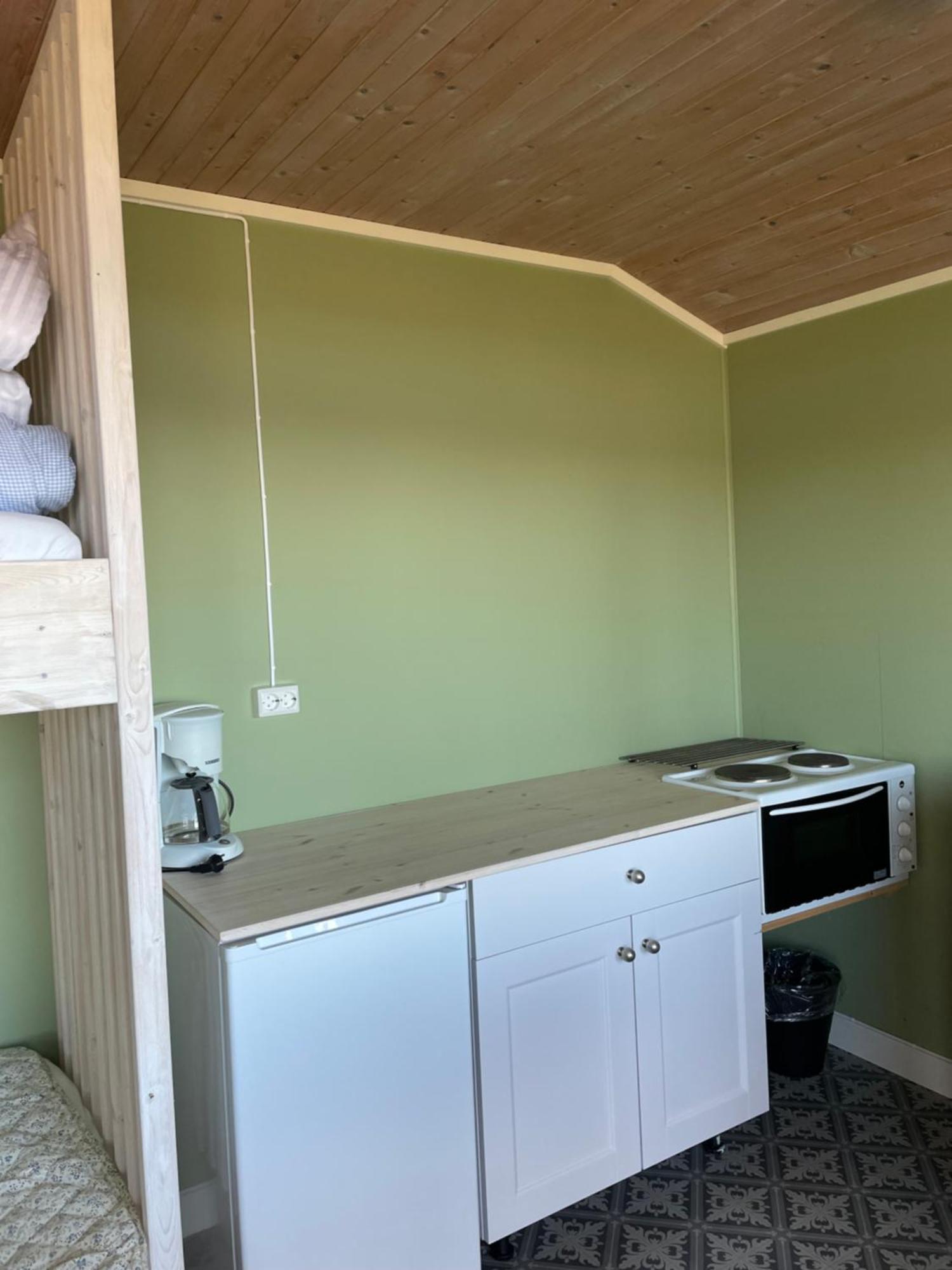 Fugelvagen, Cabins And Glamping Alvund Esterno foto
