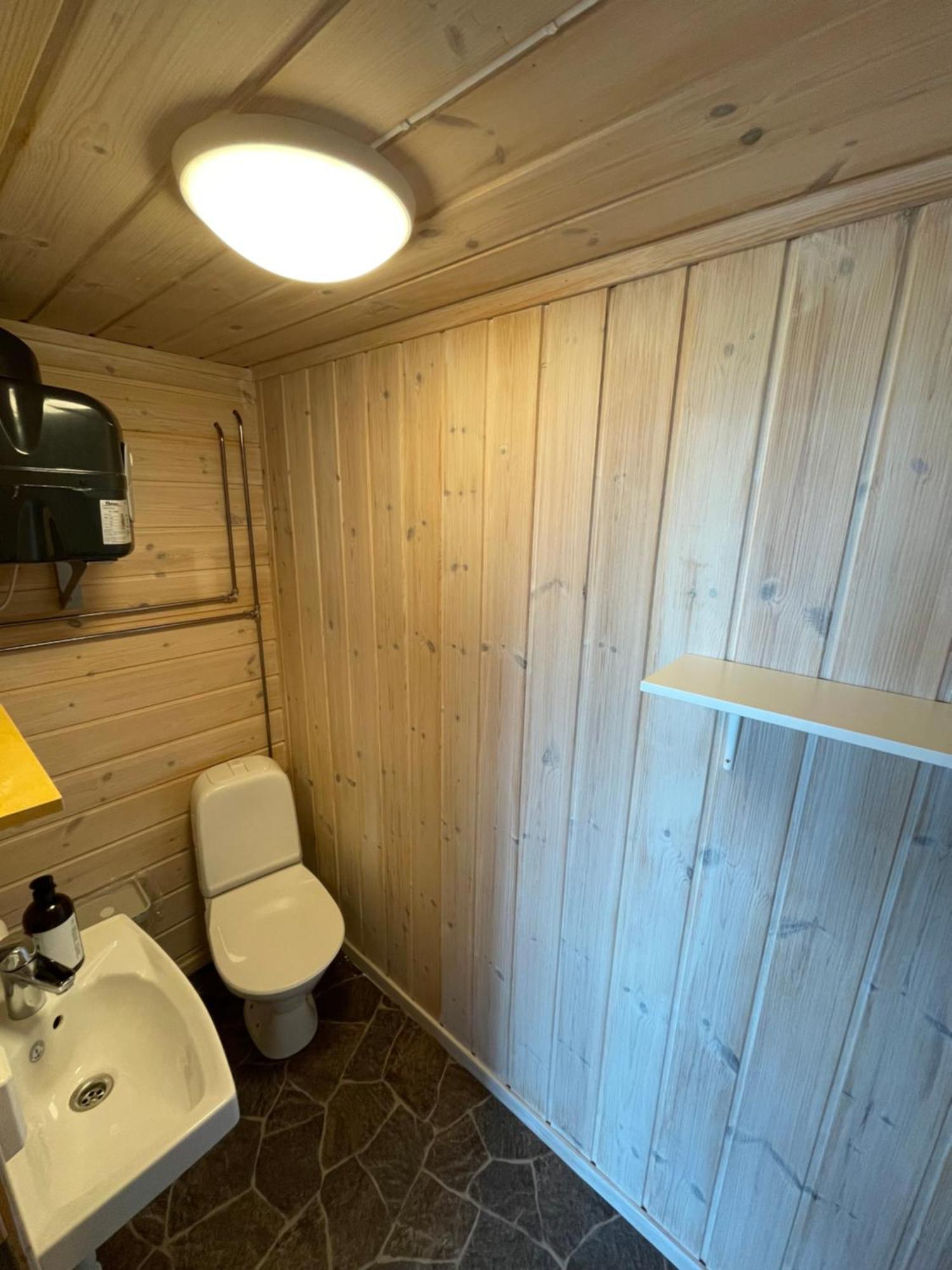 Fugelvagen, Cabins And Glamping Alvund Esterno foto
