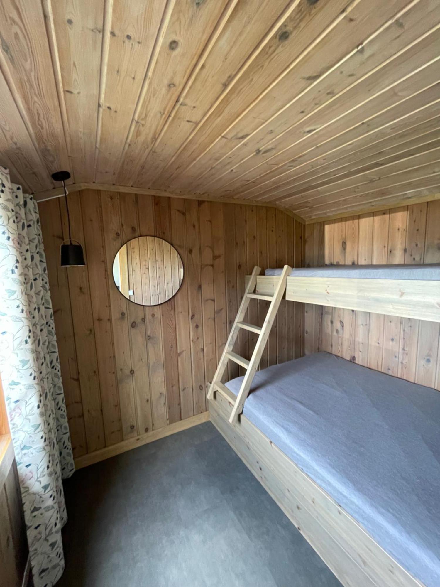 Fugelvagen, Cabins And Glamping Alvund Esterno foto